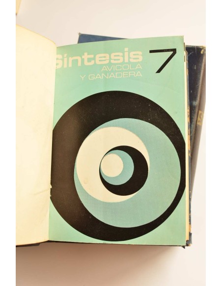Síntesis avícola y ganadera . Año 1967 completo