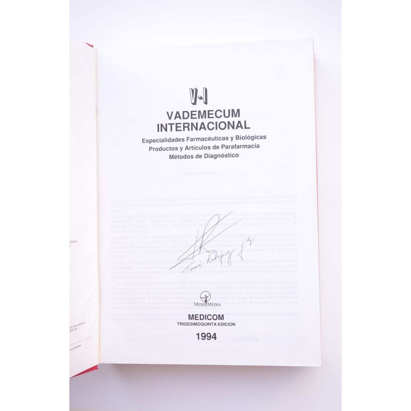 V - I Vademecum Internacional
