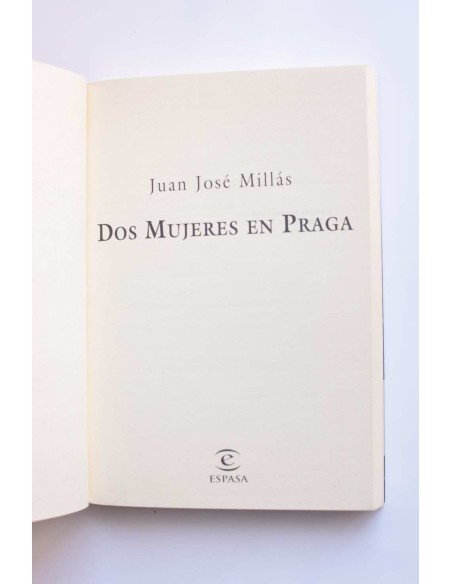 Dos mujeres en Praga