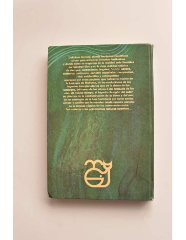 Ángel en la luna