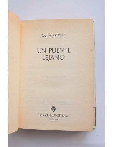 Un puente lejano