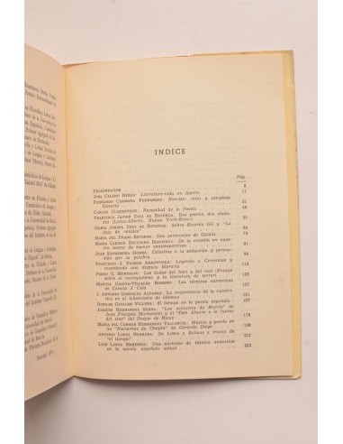 Estudios literarios dedicados al profesor...