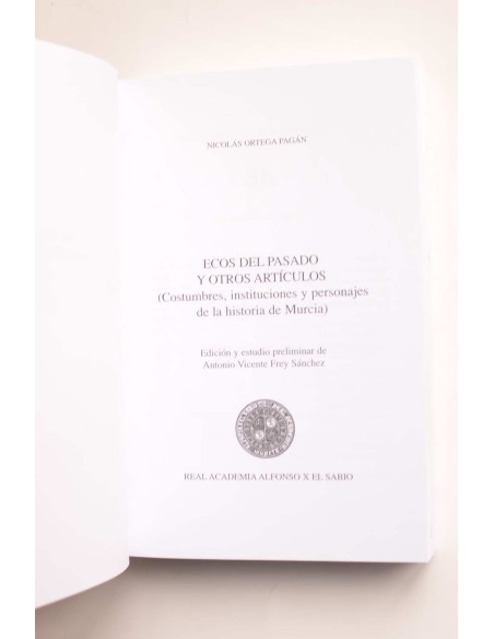 Ecos del pasado y otros artículos
