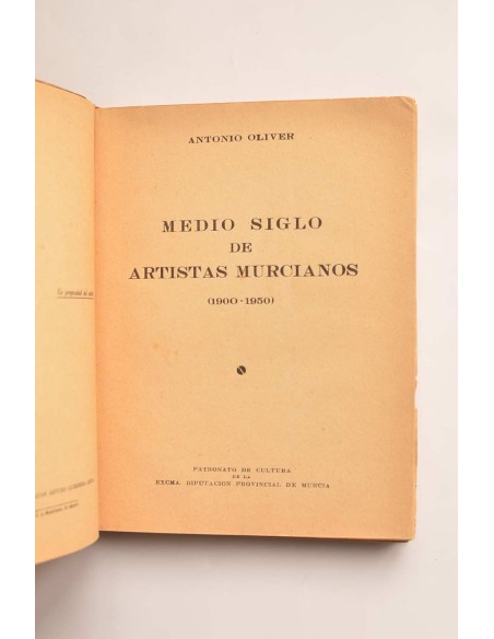 Medio siglo de artistas murcianos (1900 - 1950)