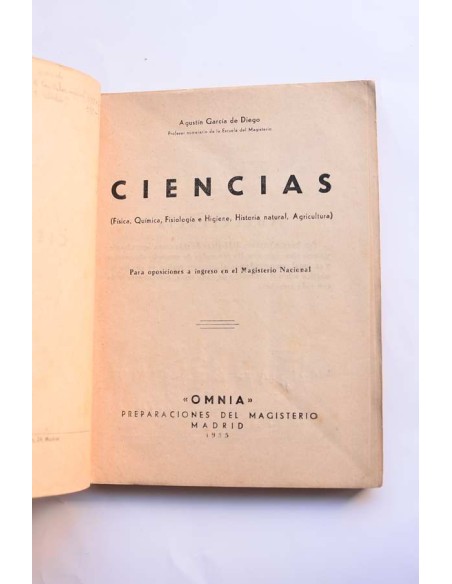 Ciencias: física, química, fisiología e higiene, historia natural, agricultura