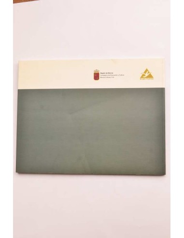 Perla Fuertes. Ausencias