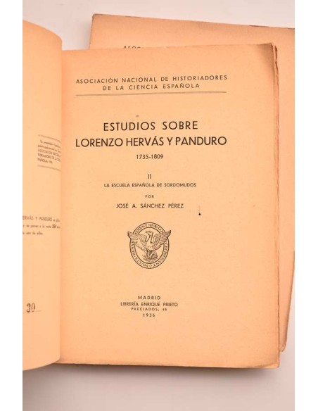 Estudios sobre Lorenzo Hervás y Panduro . 1735 - 1809