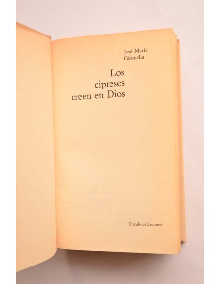 Los cipreses creen en Dios