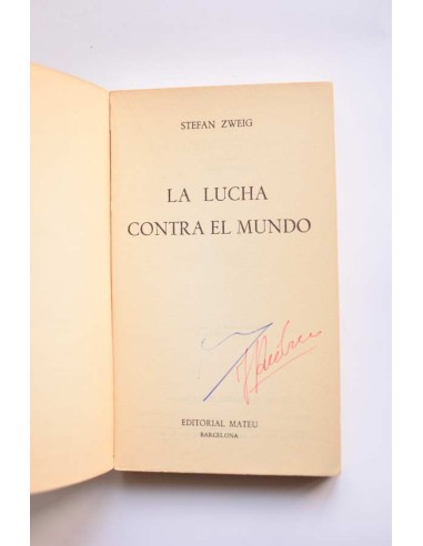 La lucha contra el mundo