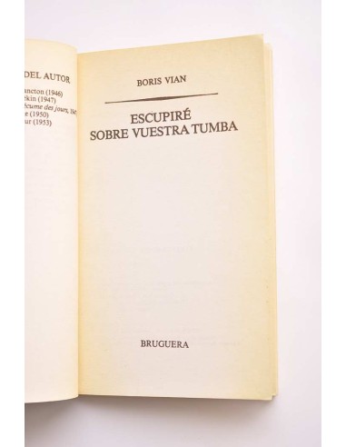 Escupiré sobre vuestra tumba