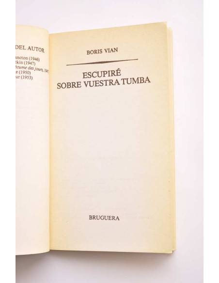 Escupiré sobre vuestra tumba