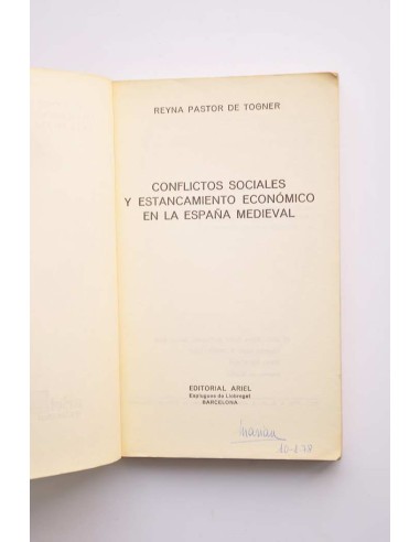 Conflictos sociales y estancamiento económico...