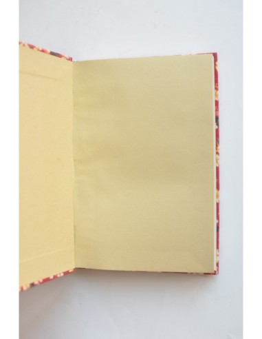 El hombre de la rosa blanca : historia trista...