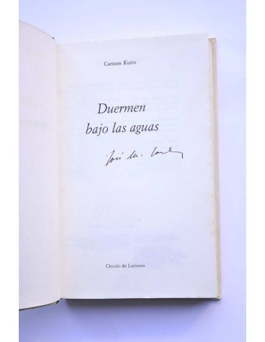 Duermen bajo las aguas