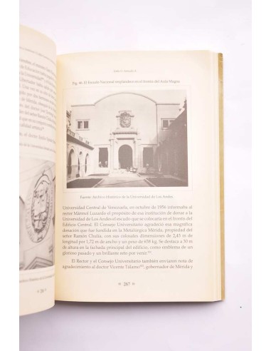 Historia y simbolismo: El Edificio Central de...