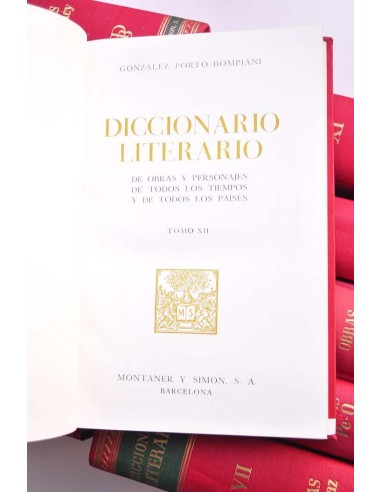 Diccionario literario de obras y personajes de...