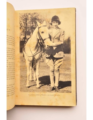 Las princesas Isabel y Margarita de Inglaterra....