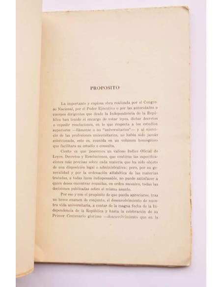 Cien años de vida universitaria