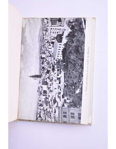 Alma y cuerpo de una ciudad : guia de Murcia