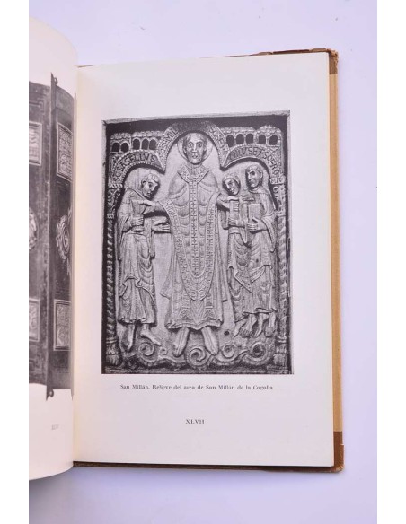 Marfiles y azabaches españoles