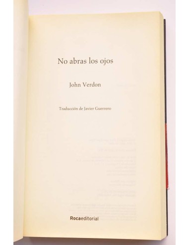 No abras los ojos