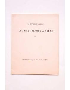 Les pieds blancs a terre