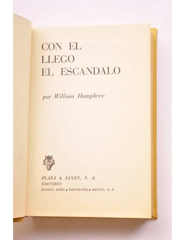 Con él llegó el escándalo