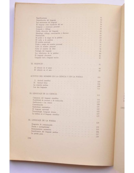 La palabra en la ciencia y en la poesía : discurso de ingreso