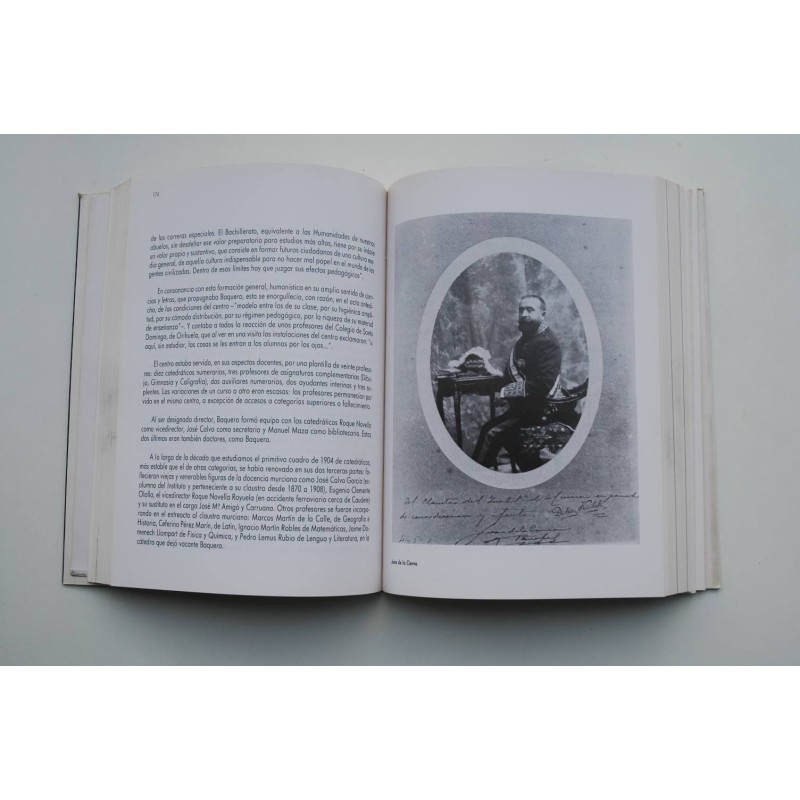 El instituto Alfonso X El Sabio : 150 años de...