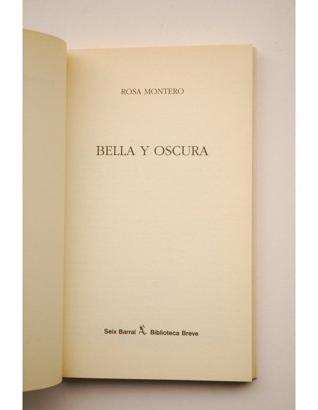 Bella y oscura