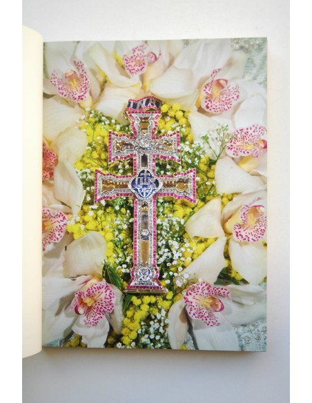 Fiestas en Honor a la Santísima y Vera Cruz : del 1 al 5 de mayo Moros y Cristianos y Caballos del Vino.  Caravaca de La Cruz