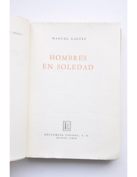 Hombres en soledad