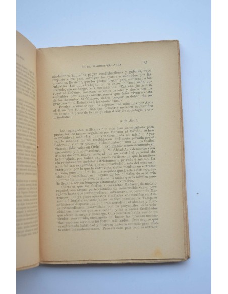 En el Magreb-el-Aksa : viaje de la Embajada Española a la Corte del Sultán de Marruecos, en el año 1900