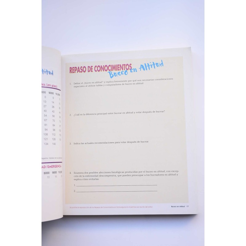 Padi adventures in diving : manual